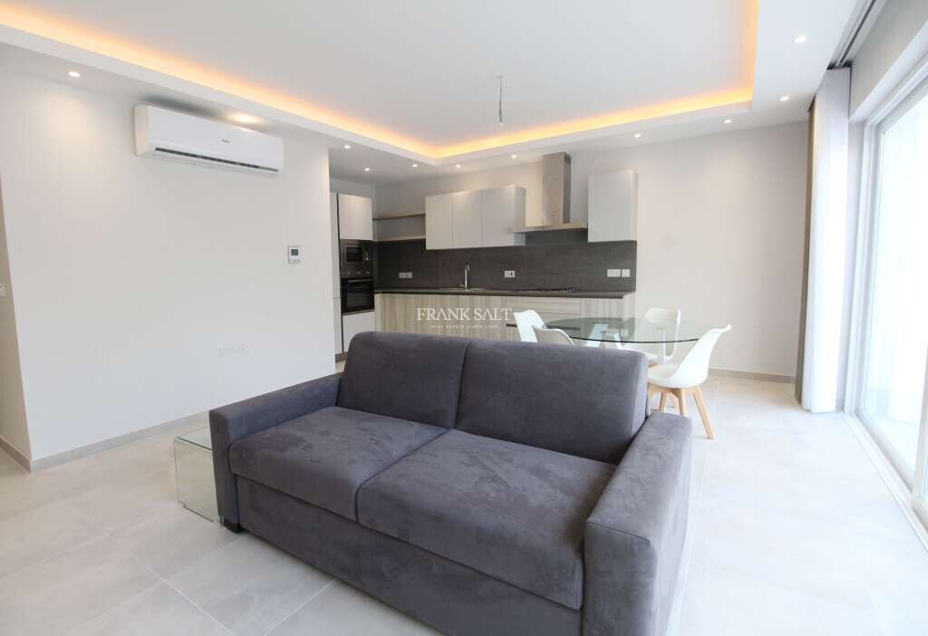 Мезонет с 3 спальнями в Лия, Мальта № 6994