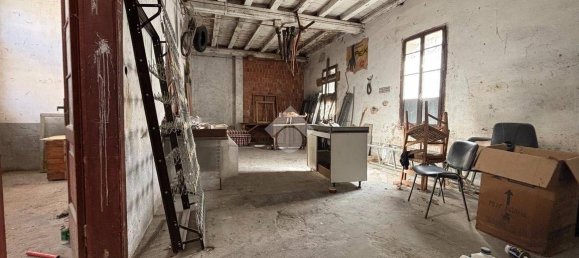 5 rooms House in Vittorio Veneto, Italy No. 15734 7