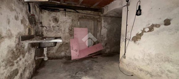 5 rooms House in Vittorio Veneto, Italy No. 15734 12