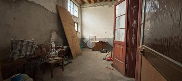 5 rooms House in Vittorio Veneto, Italy No. 15734 3