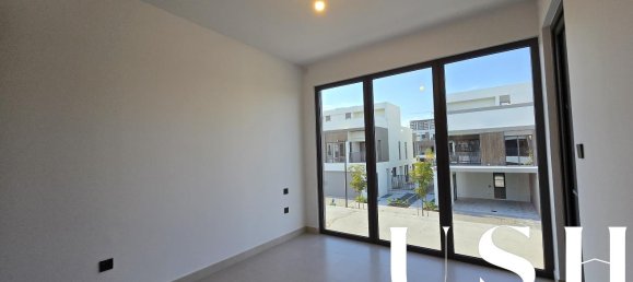 4 bedrooms Villa in Tilal Al Ghaf, UAE No. 98476 14