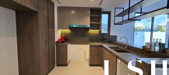 4 bedrooms Villa in Tilal Al Ghaf, UAE No. 98476 3