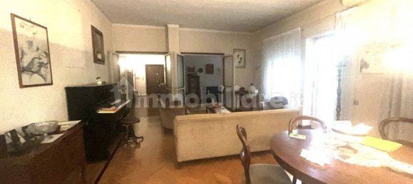 Apartamento de 5 dormitorios en Rome, Italy No. 191939 4