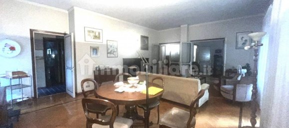 Apartamento de 5 dormitorios en Rome, Italy No. 191939 2