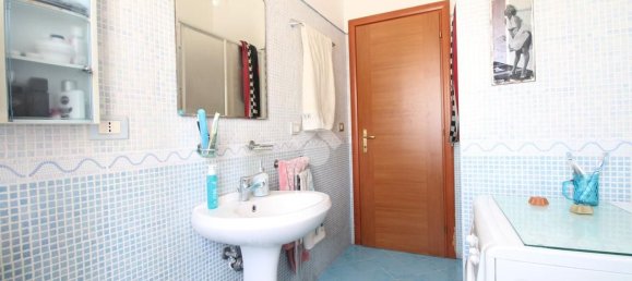 4 bedrooms Apartment in Pomezia, Italy No. 358356 28