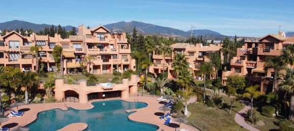 Apartamento de 2 dormitorios en Estepona, Spain No. 82453 4