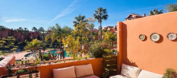 Apartamento de 2 dormitorios en Estepona, Spain No. 82453 6