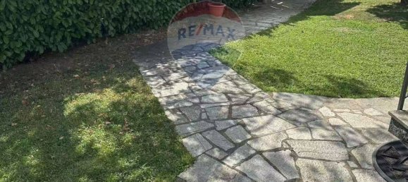 3 bedrooms Apartment in Gallarate, Italy No. 363472 2