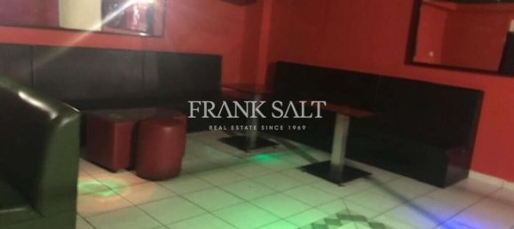 Café/restaurante en Saint Paul's Bay, Malta 303 m² No. 13040 8