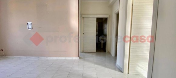 3 rooms Apartment in Pozzuoli, Italy No. 56572 3