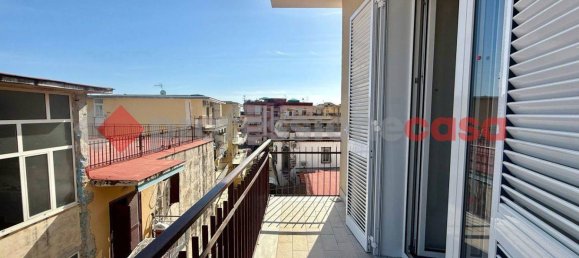 3 rooms Apartment in Pozzuoli, Italy No. 56572 17
