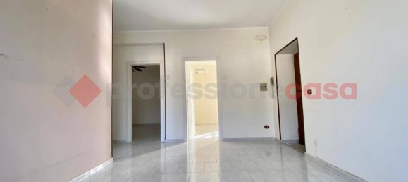 3 rooms Apartment in Pozzuoli, Italy No. 56572 6