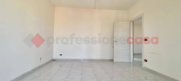 3 rooms Apartment in Pozzuoli, Italy No. 56572 13
