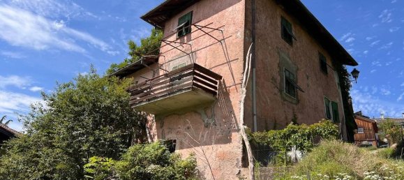 Вилла с 7 комнатами в Кастелло-Молина ди Фьемме, Италия № 143521 3