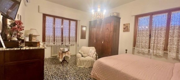 6 bedrooms Villa in Seravezza, Italy No. 46411 9