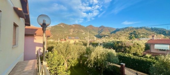 6 bedrooms Villa in Seravezza, Italy No. 46411 15
