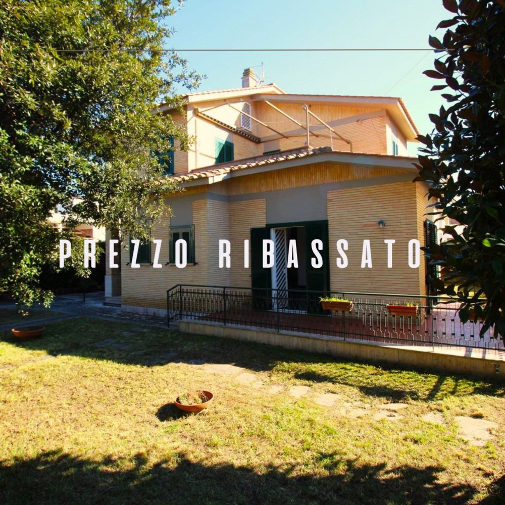 5 rooms Villa in Anzio, Italy No. 129590