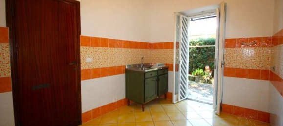 5غرفة فيلا في Anzio, Italy رقم 129590 16