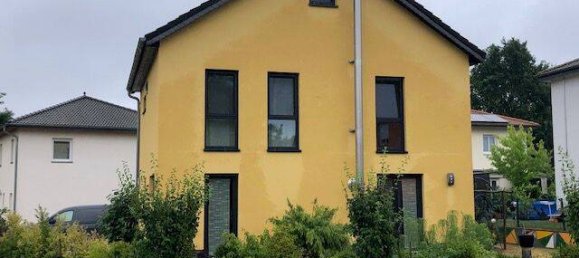 5 rooms House in Potsdam, Germany No. 292887 3