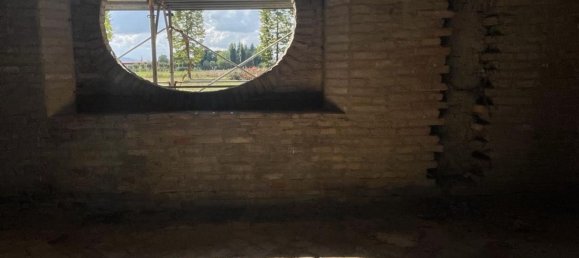 Вилла с 60 комнатами в Кастеназо, Италия № 113097 8