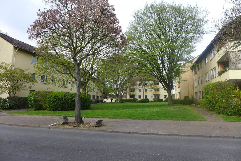 Квартира с 3 комнатами в Бонн, Германия № 43077