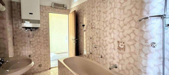 4 rooms Apartment in Favoriten, Austria No. 154003 11