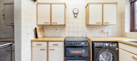 1 bedroom Apartment in Bushey, United Kingdom No. 6250 15