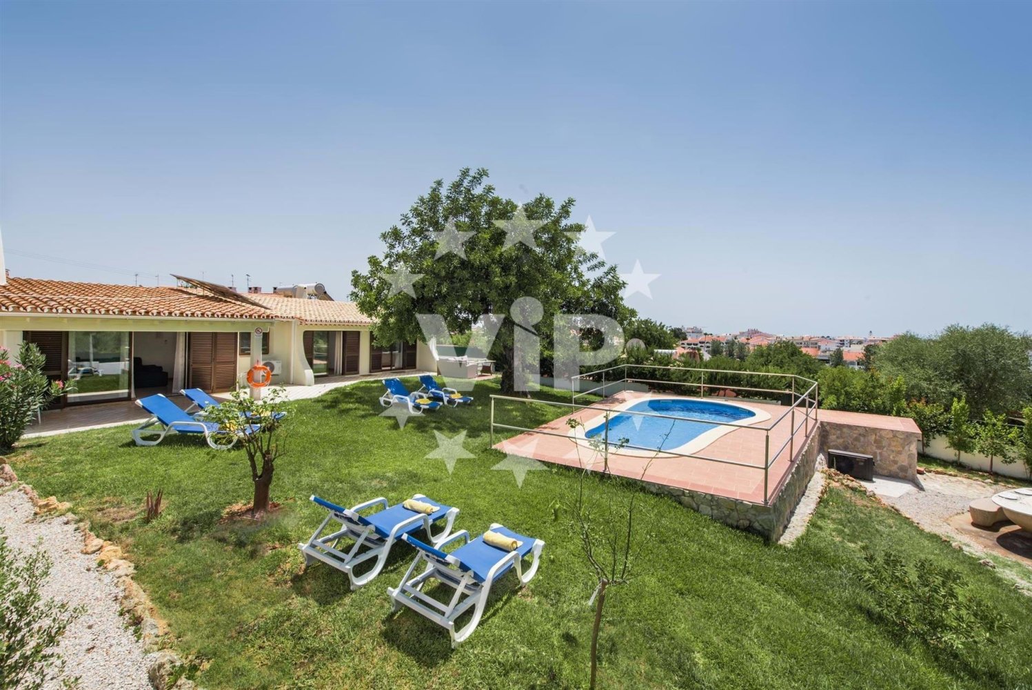 Casa de 4 dormitorios en Albufeira, Portugal No. 209917