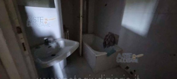 3 bedrooms Villa in Rome, Italy No. 202614 22