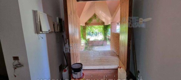 3 bedrooms Villa in Rome, Italy No. 202614 4