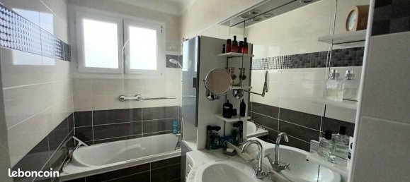 5 bedrooms Villa in Agde, France No. 342189 10