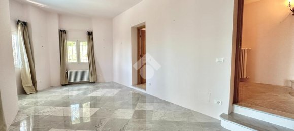 4 Schlafzimmer Villa in Cipressa, Italy, Nr. 89975 30