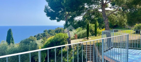 4 Schlafzimmer Villa in Cipressa, Italy, Nr. 89975 19