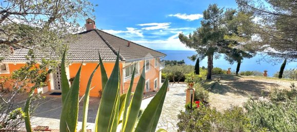 4 Schlafzimmer Villa in Cipressa, Italy, Nr. 89975 14