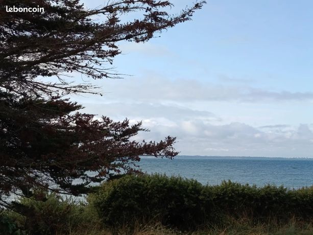 3 bedrooms House in Prefailles, France No. 291304