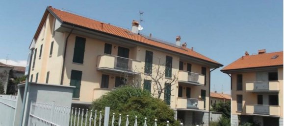 2 rooms Apartment in Robecchetto con Induno, Italy No. 2083 15