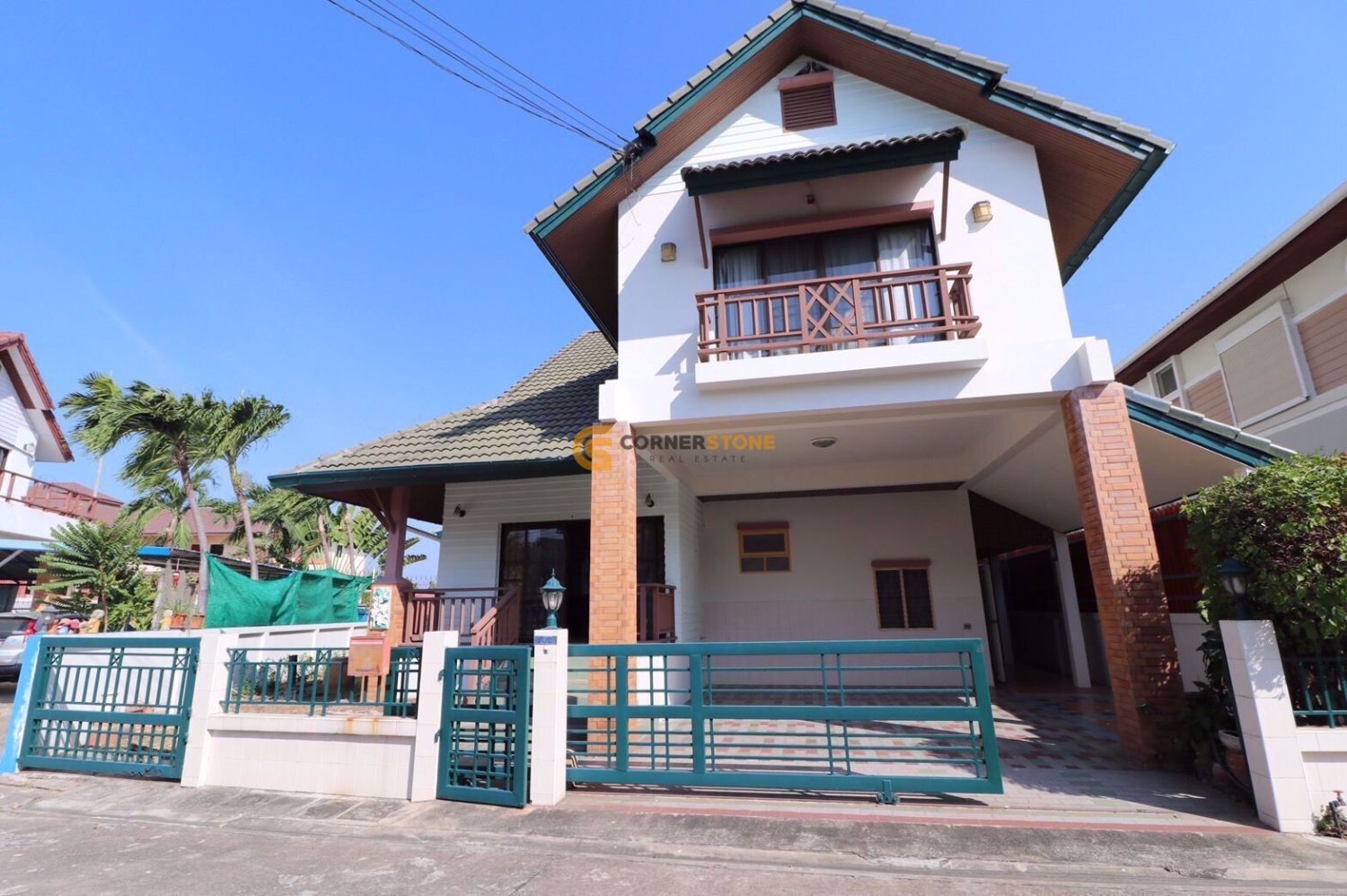 Дом 180м² в Паттайя, Таиланд № 61345