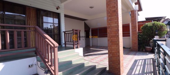 Дом 180м² в Паттайя, Таиланд № 61345 3