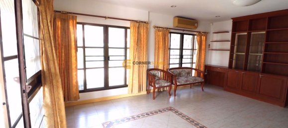 Дом 180м² в Паттайя, Таиланд № 61345 6