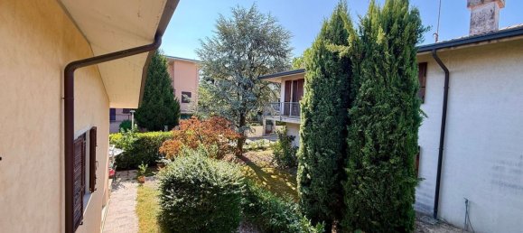 Вилла с 8 комнатами в Дезенцано дель Гарда, Италия № 282393 44