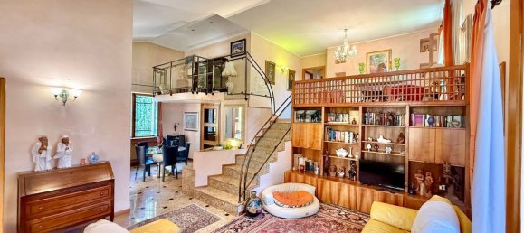 Вилла с 8 комнатами в Дезенцано дель Гарда, Италия № 282393 24