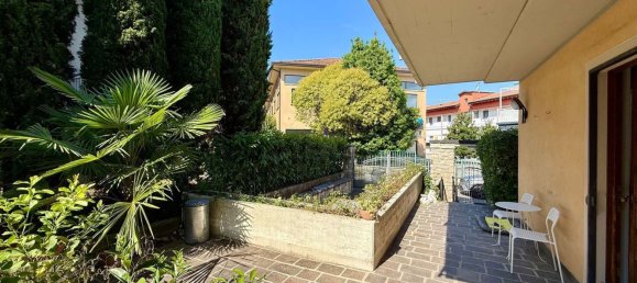 Вилла с 8 комнатами в Дезенцано дель Гарда, Италия № 282393 49