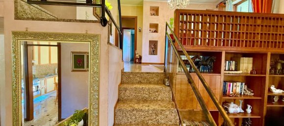 Вилла с 8 комнатами в Дезенцано дель Гарда, Италия № 282393 28