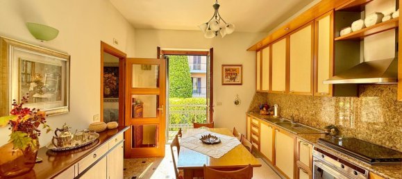 Вилла с 8 комнатами в Дезенцано дель Гарда, Италия № 282393 19