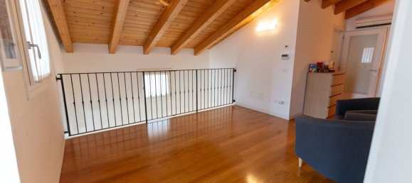 6 bedrooms Duplex in Vigodarzere, Italy No. 370210 16