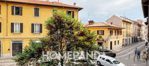 3 rooms Apartment in Cinisello Balsamo, Italy No. 339037 2