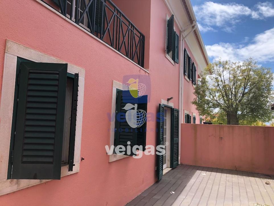 5 bedrooms House in Rio de Mouro, Portugal No. 338415