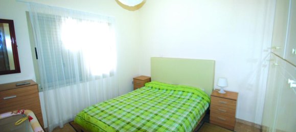 4 bedrooms Villa in Paphos, Cyprus No. 1663 9