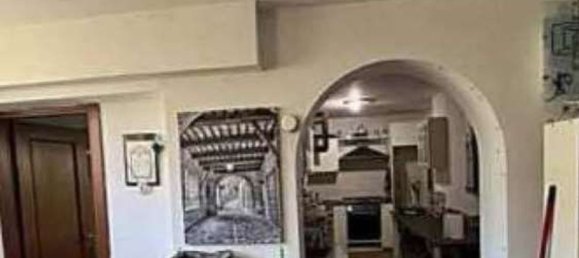 Дом с 4 комнатами в Рим, Италия № 285595 4