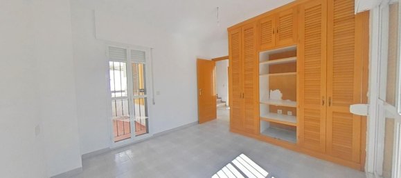 4 bedrooms House in Malaga, Spain No. 133645 13
